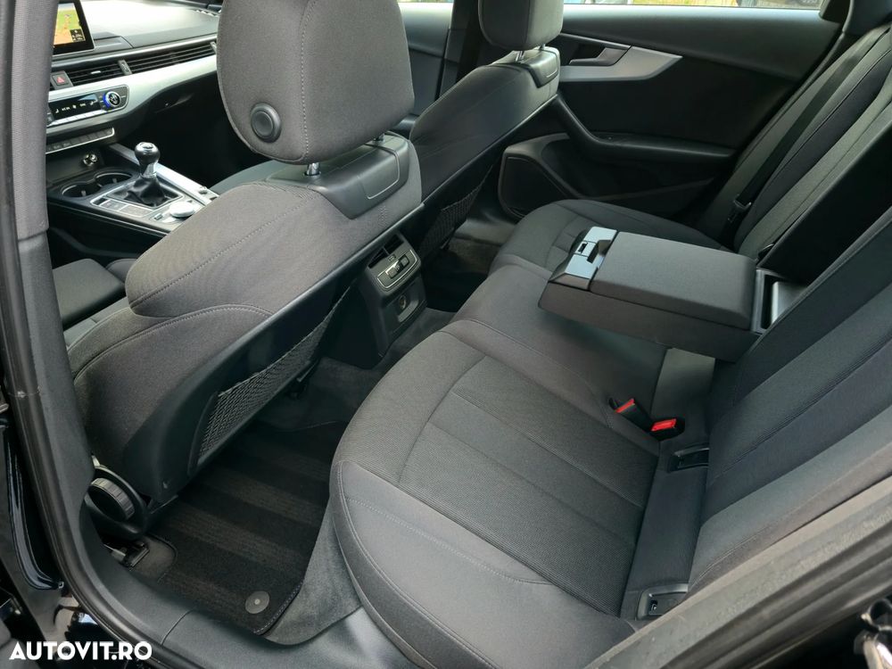 Audi A4 2.0 TDI DPF clean diesel S line Sportpaket - 13