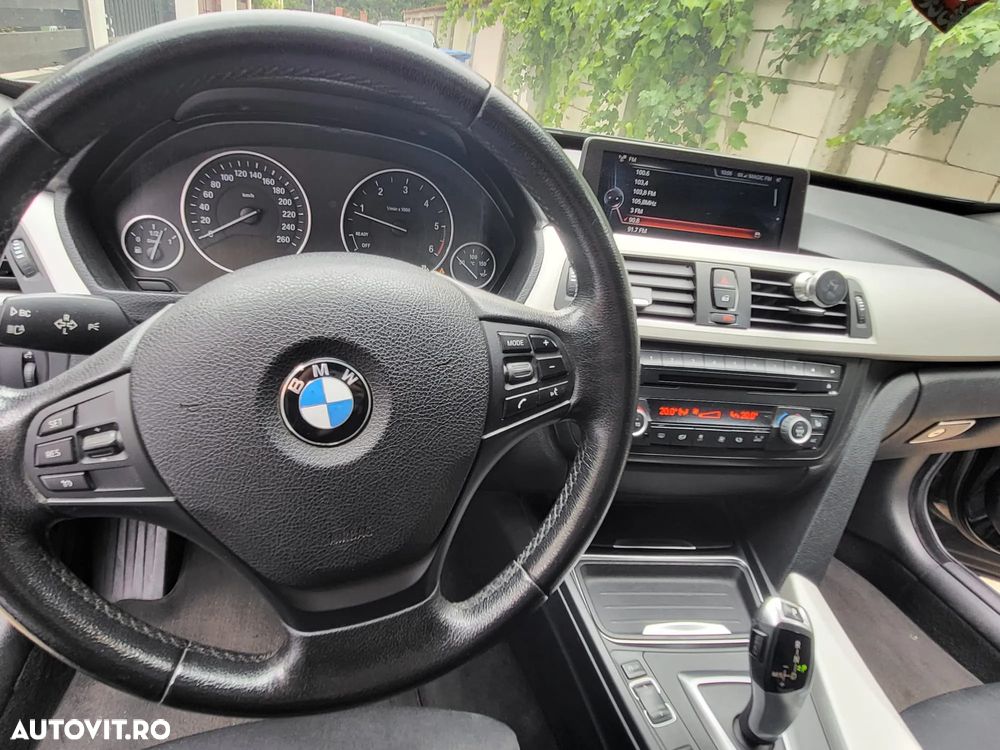 BMW Seria 3 320d DPF Aut. M Sport Edition - 21