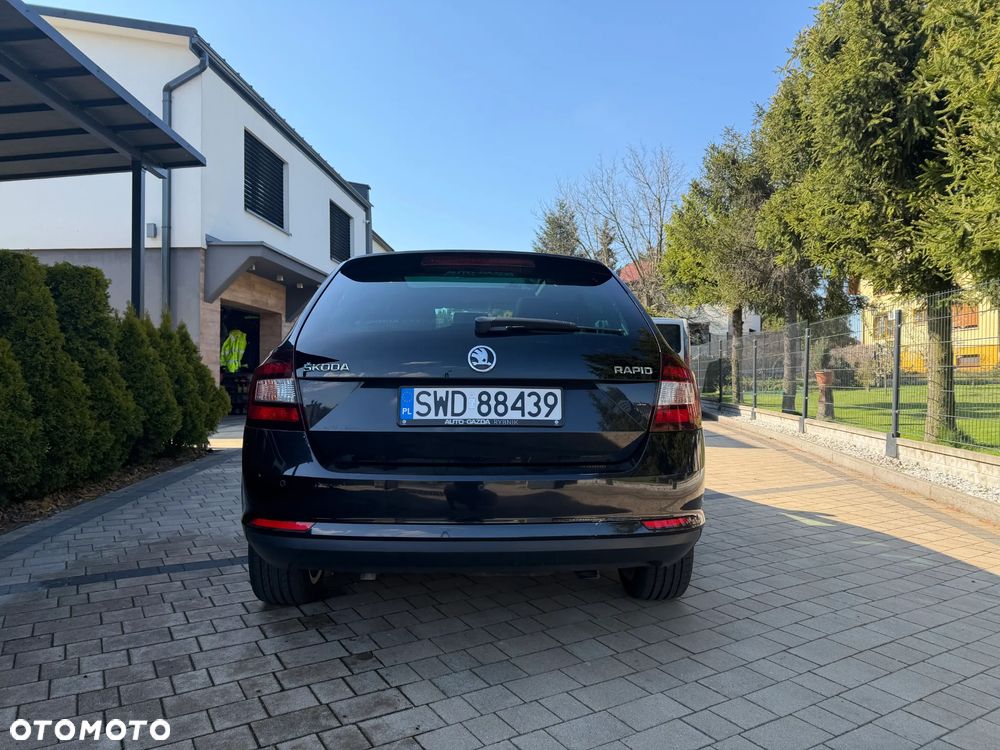 Skoda RAPID 1.2 TSI Elegance - 8
