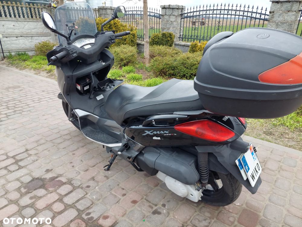 Yamaha X-max - 3
