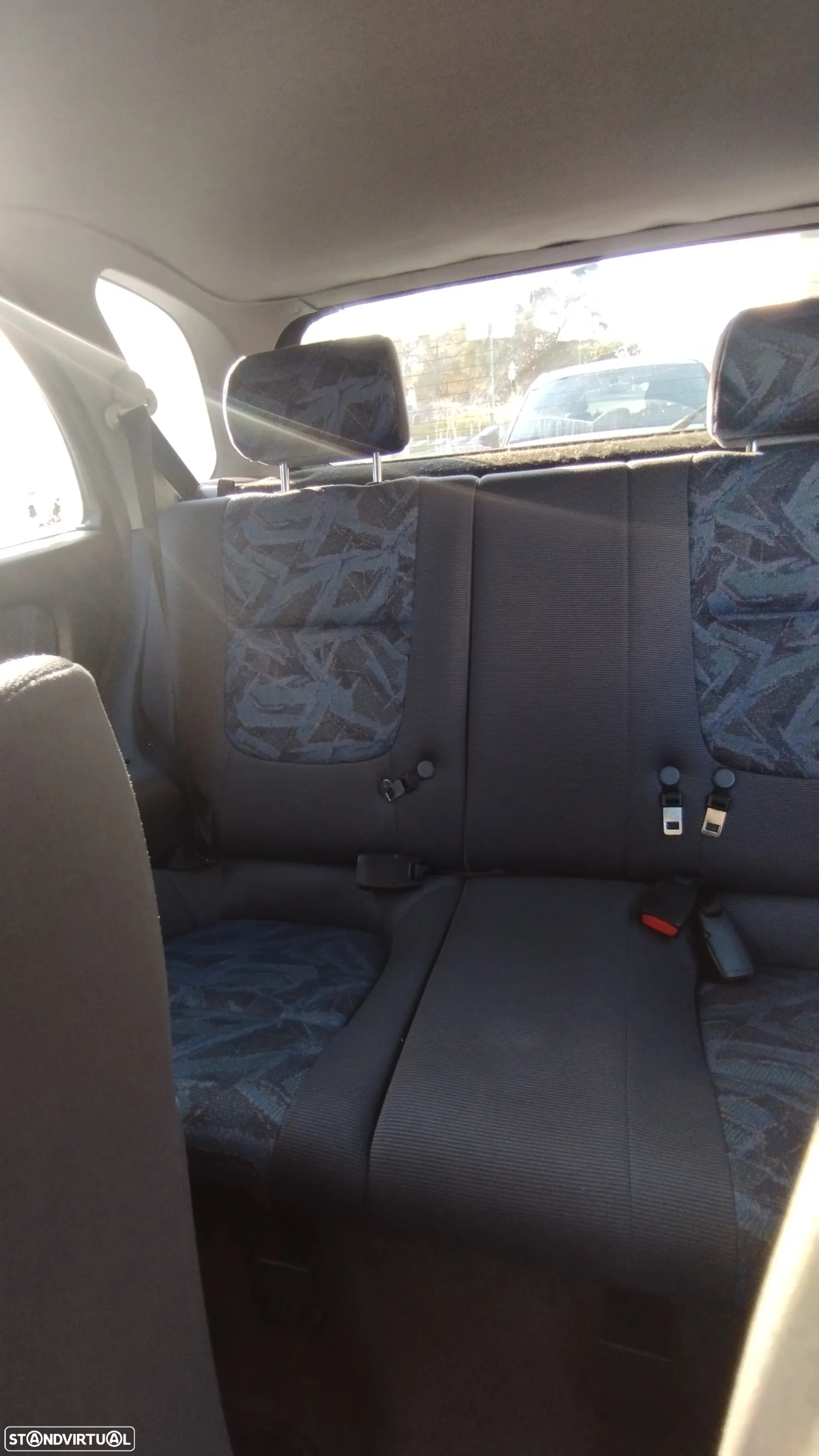 Nissan Almera 1.4 S AC - 8