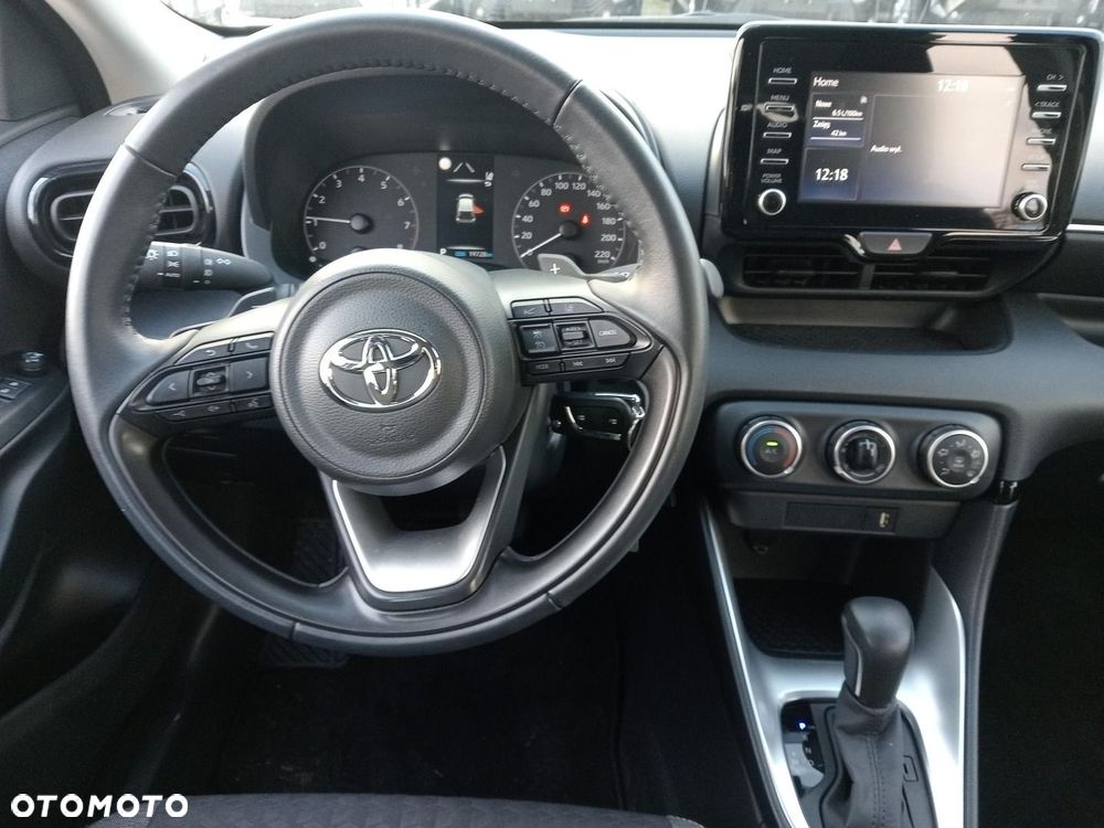 Toyota Yaris - 13
