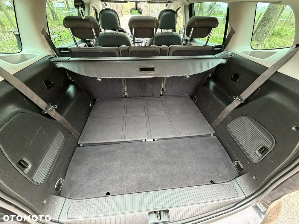 Opel Zafira - 25