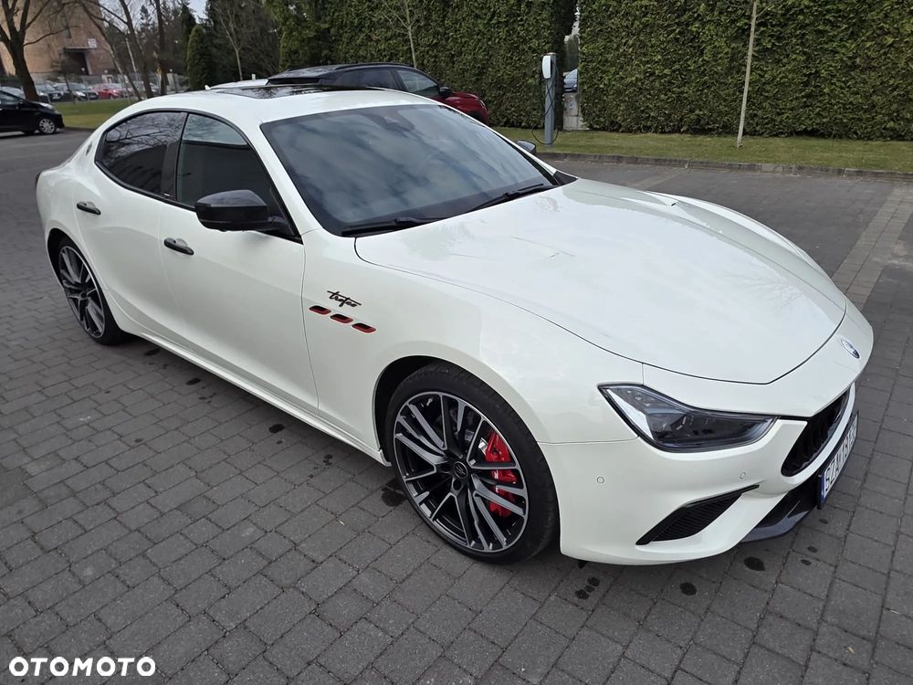 Maserati Ghibli - 10