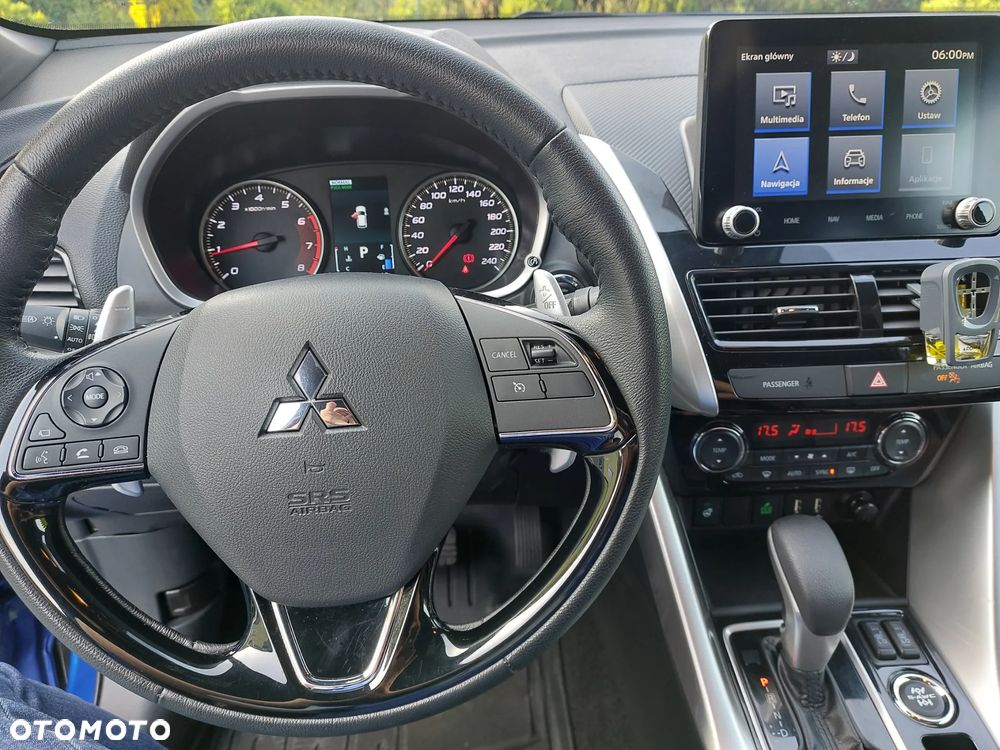 Mitsubishi Eclipse Cross - 12
