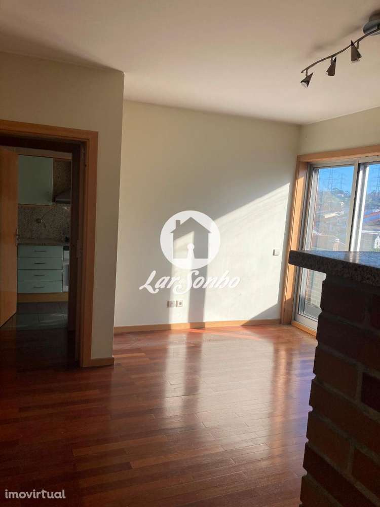 Apartamento T-1, na Maia - Grande imagem: 2/9