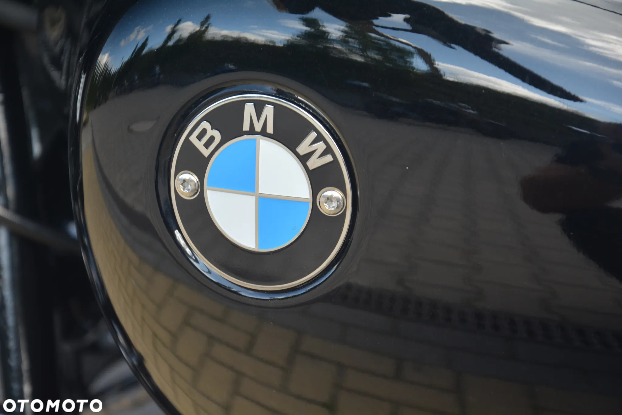 BMW R - 8