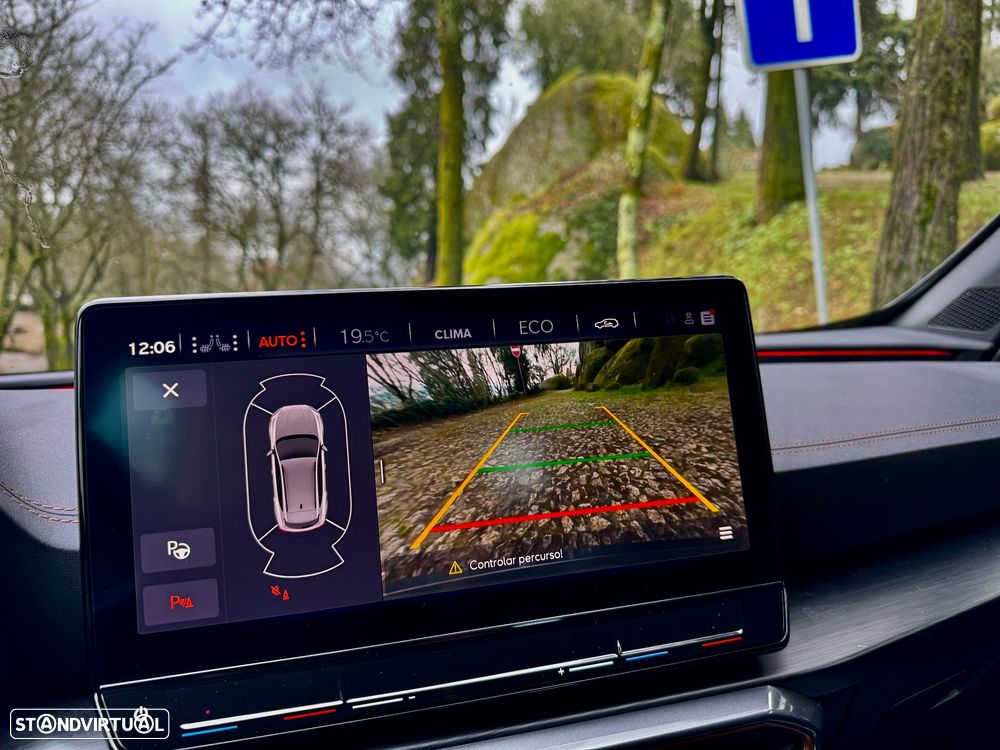 Cupra Formentor 1.4 e-Hybrid Sport DSG - 24