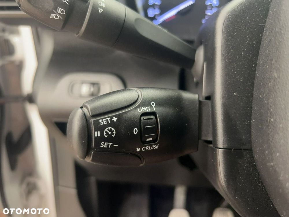 Toyota Proace City - 25