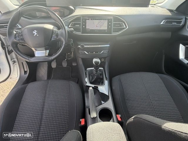 Peugeot 308 SW 1.5 BlueHDi Style - 18