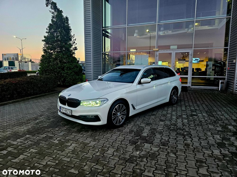 BMW Seria 5 520d xDrive Sport Line - 13