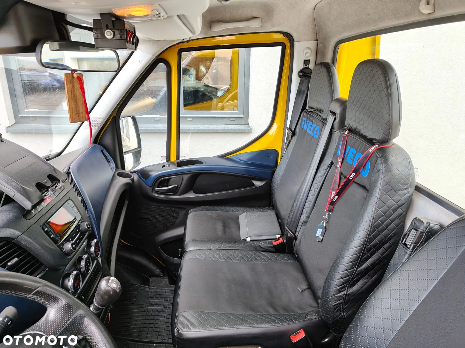 Iveco 35S18 / DIGICROSS - 12