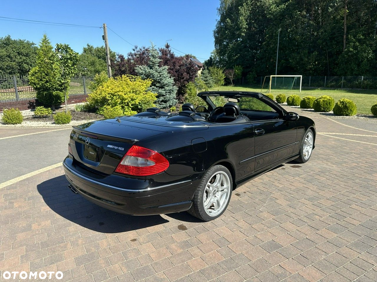 Mercedes-Benz CLK - 11