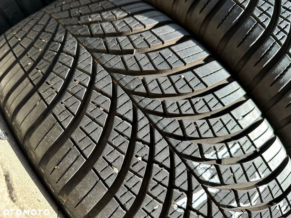235/55/19 Goodyear Vector 4S g3_6,8mm_2szt_(433) - 4