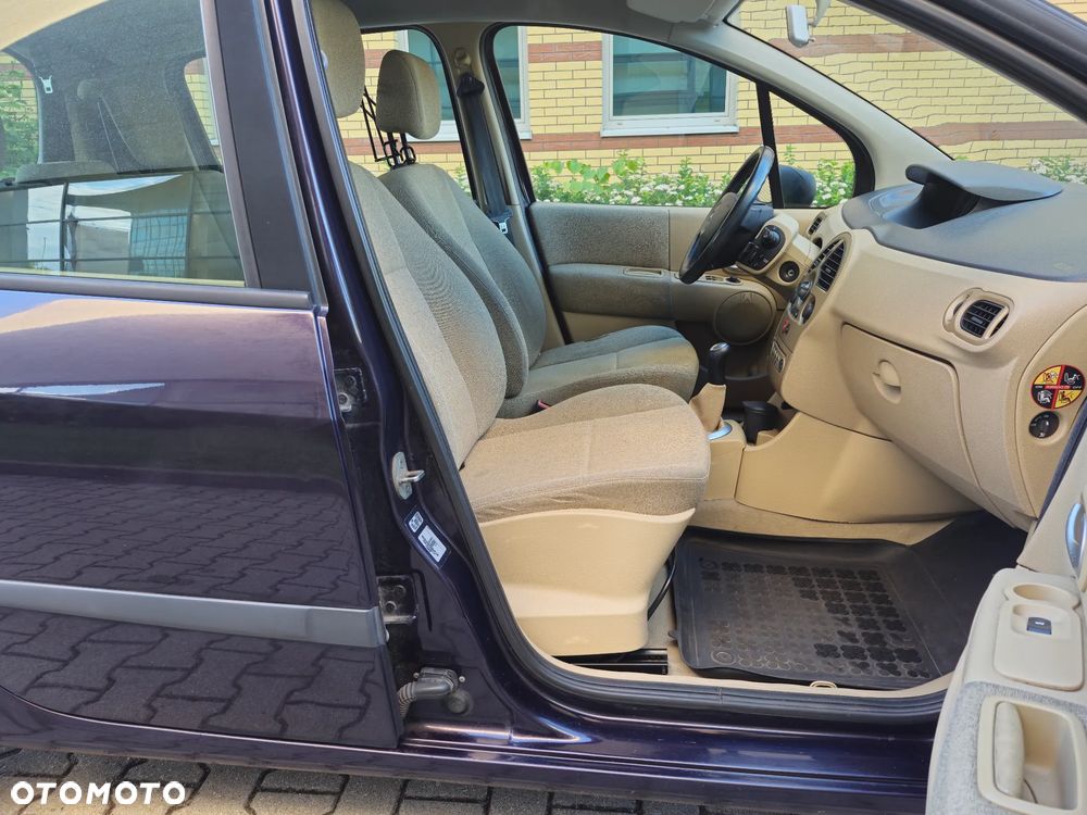 Renault Modus - 22