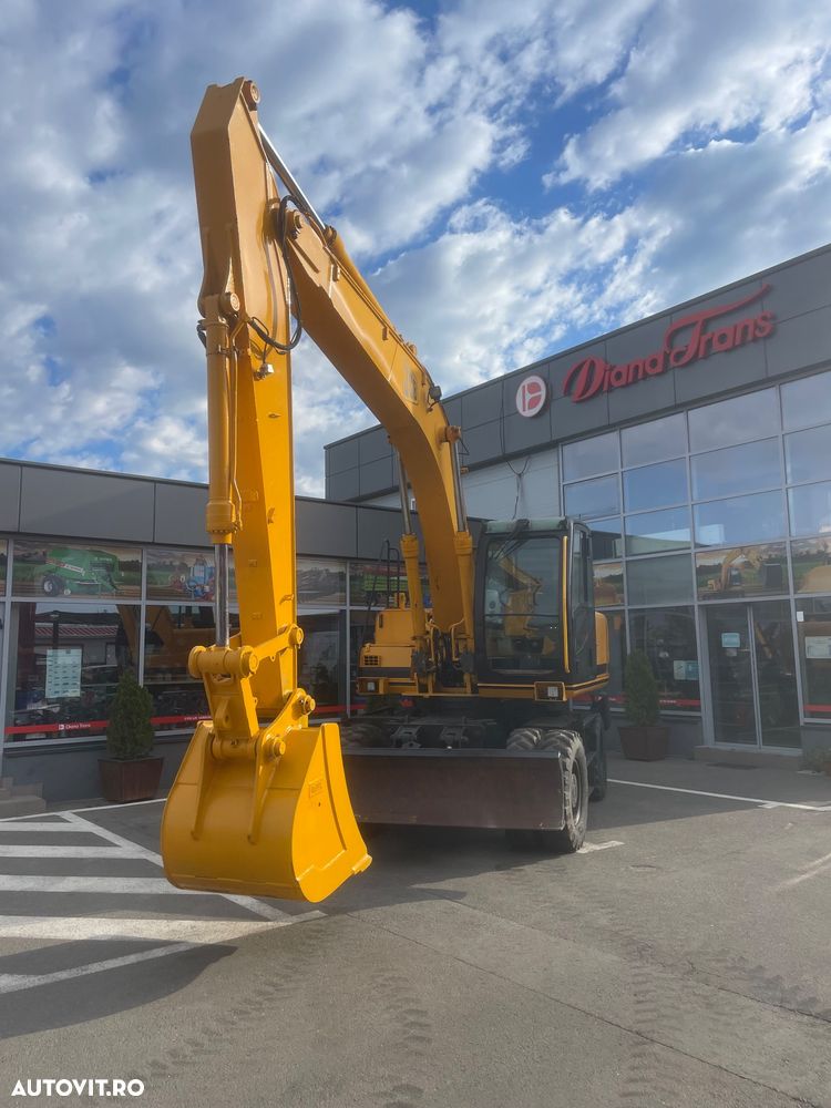 JCB JS1033 - 2