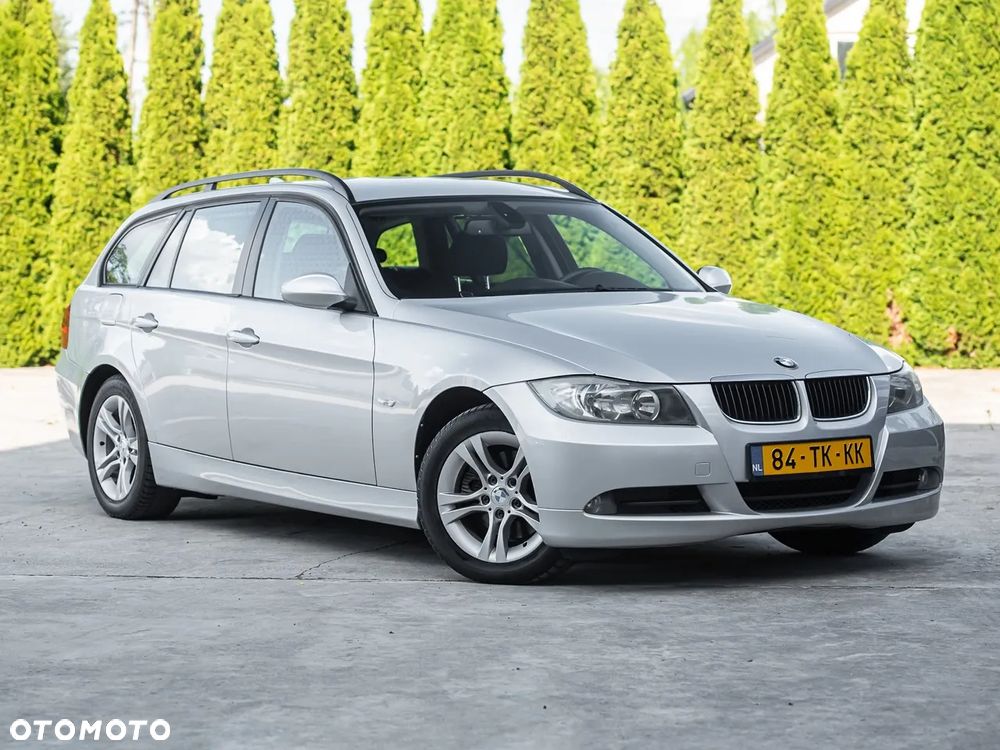 BMW Seria 3 318d DPF - 1