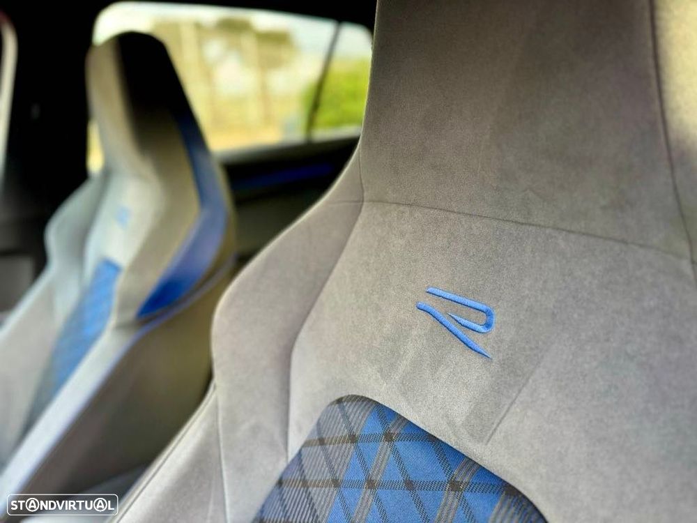 VW Golf 2.0 TSI R DSG - 31