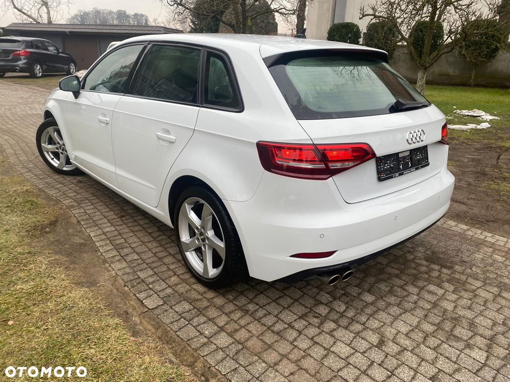 Audi A3 Sportback 35 TFSI cylinder on demand design - 8