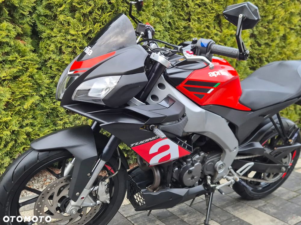 Aprilia Tuono - 8