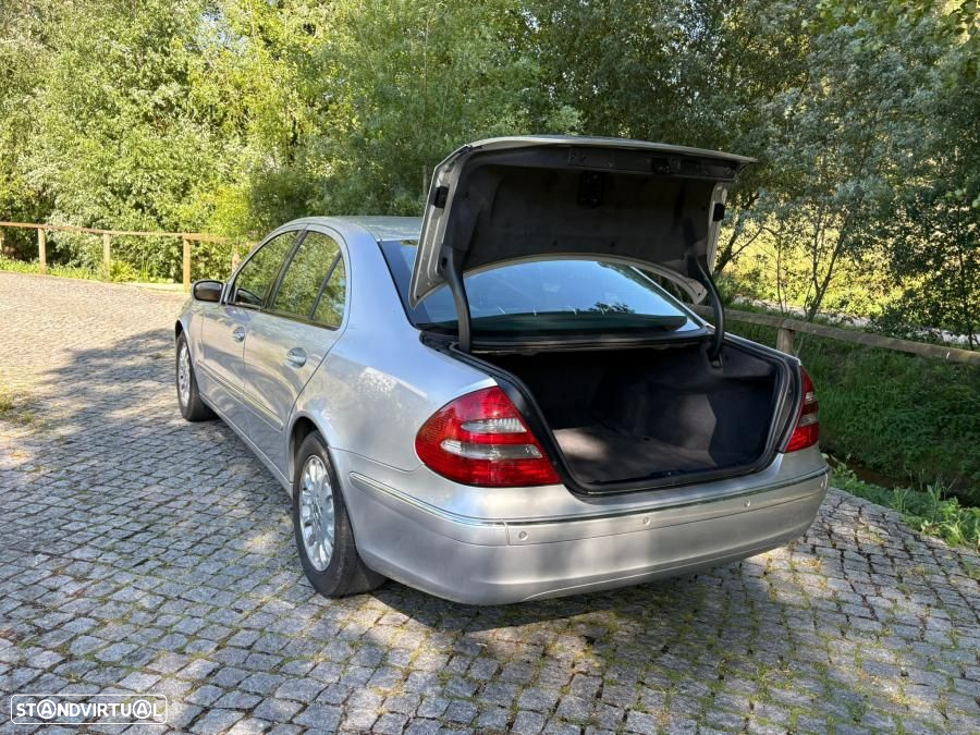 Mercedes-Benz E 270 CDi Elegance - 23