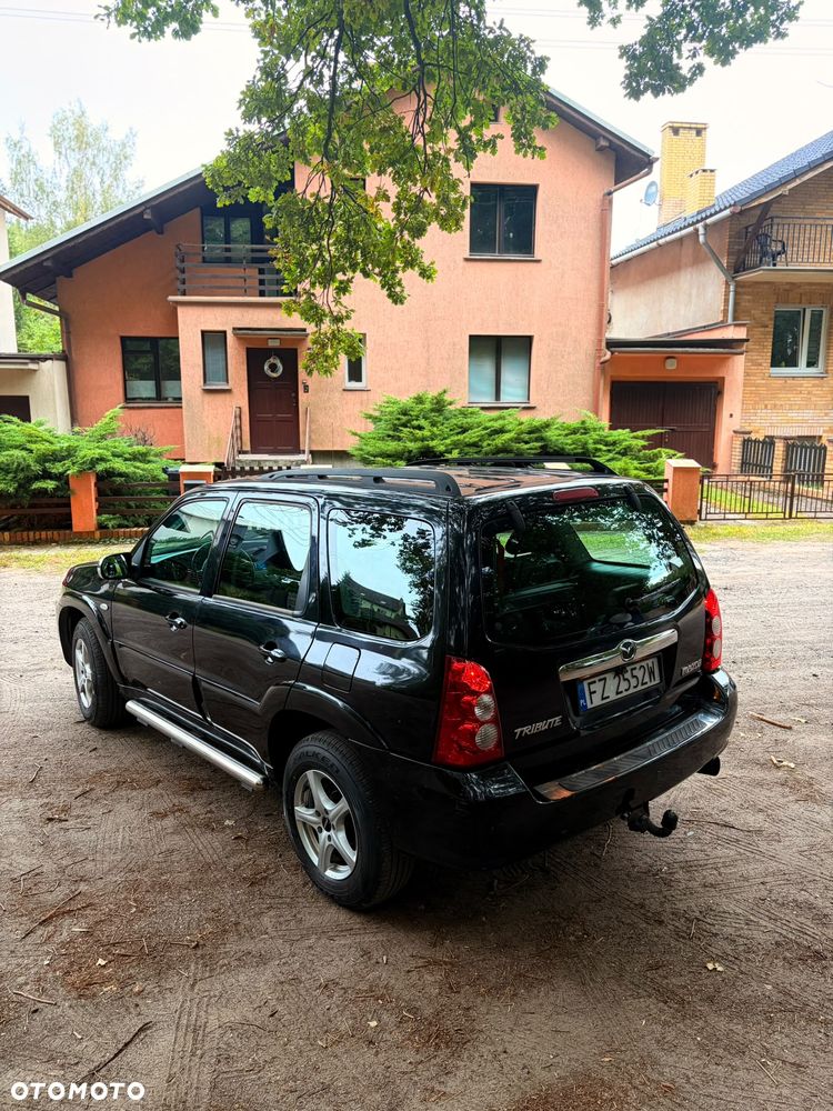 Mazda Tribute 2.3 Comfort - 8