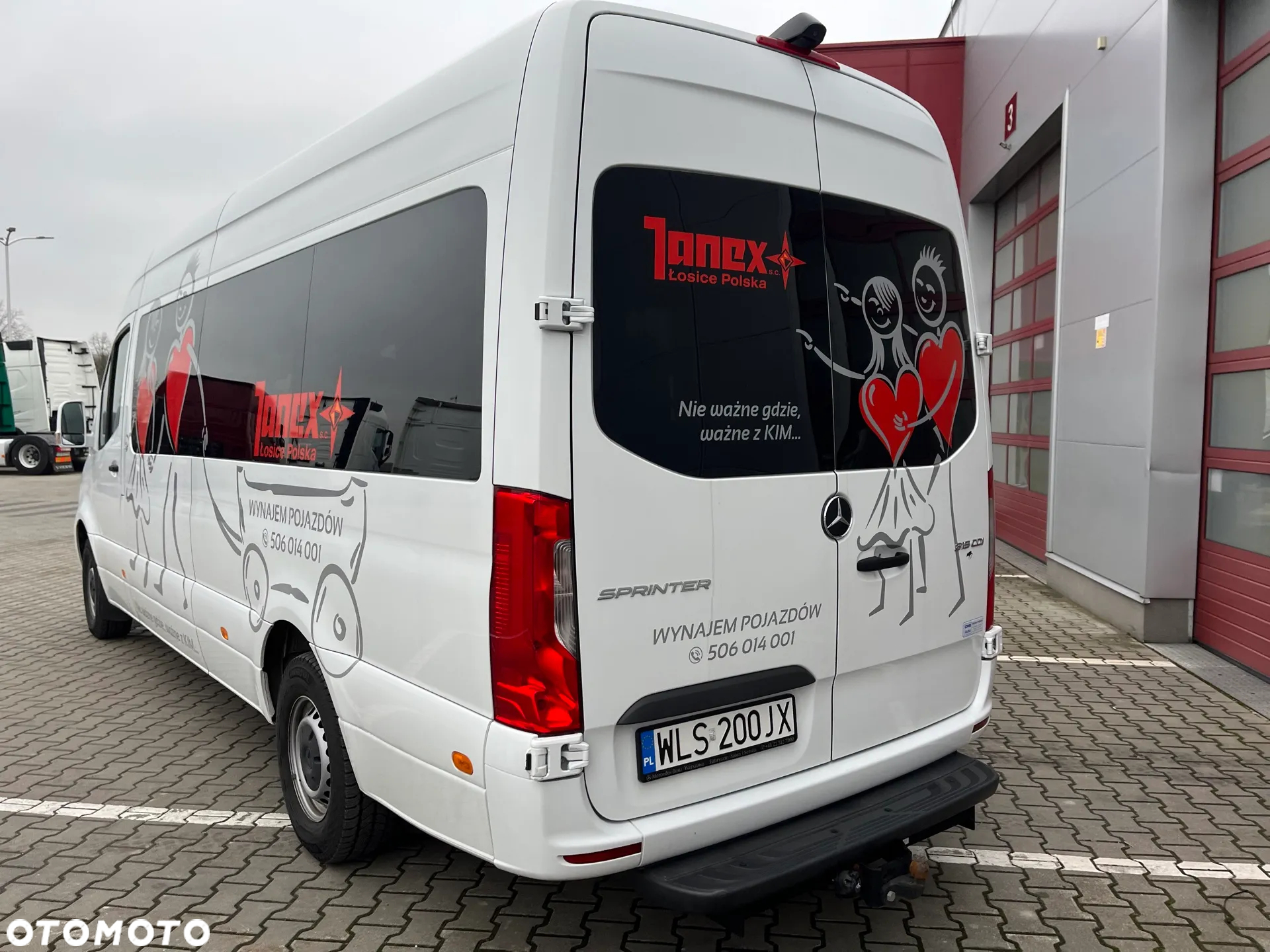 Mercedes-Benz Sprinter - 3