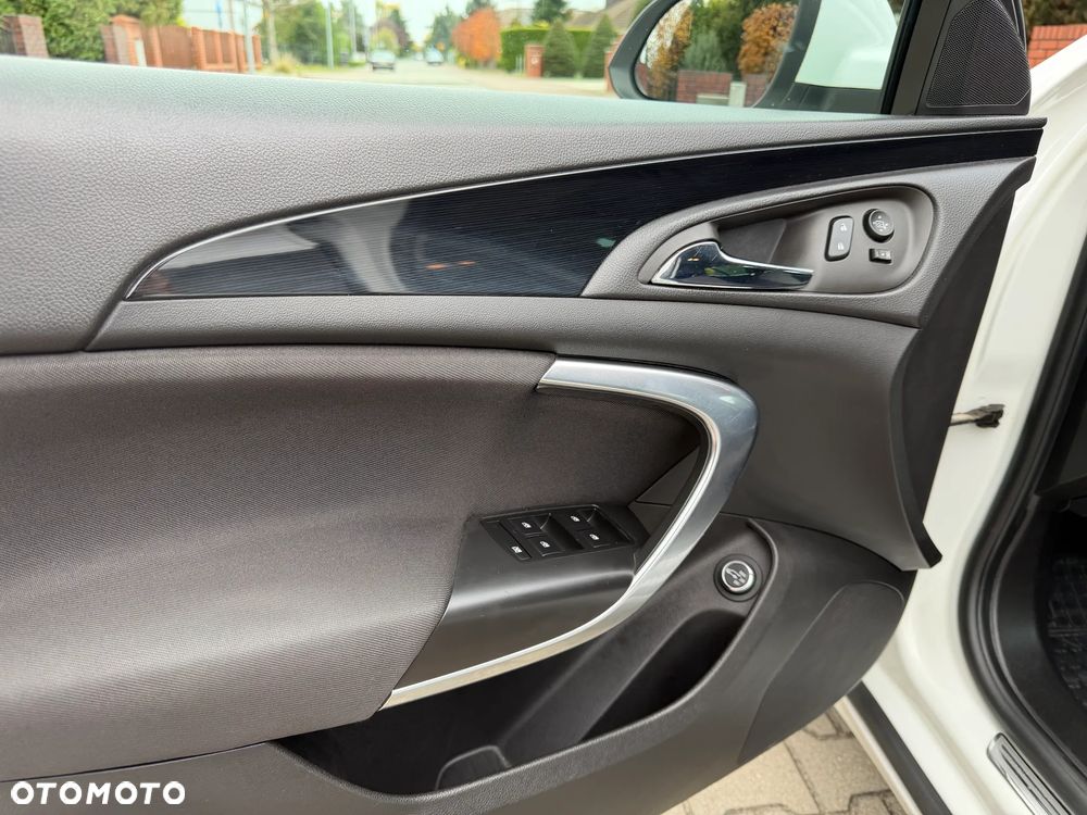 Opel Insignia - 28