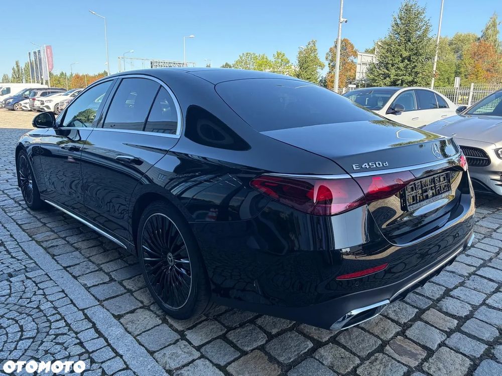 Mercedes-Benz Klasa E 450 d 4Matic 9G-TRONIC AMG Line NIGHT Edition - 4