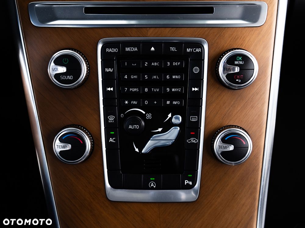 Volvo XC 60 - 34