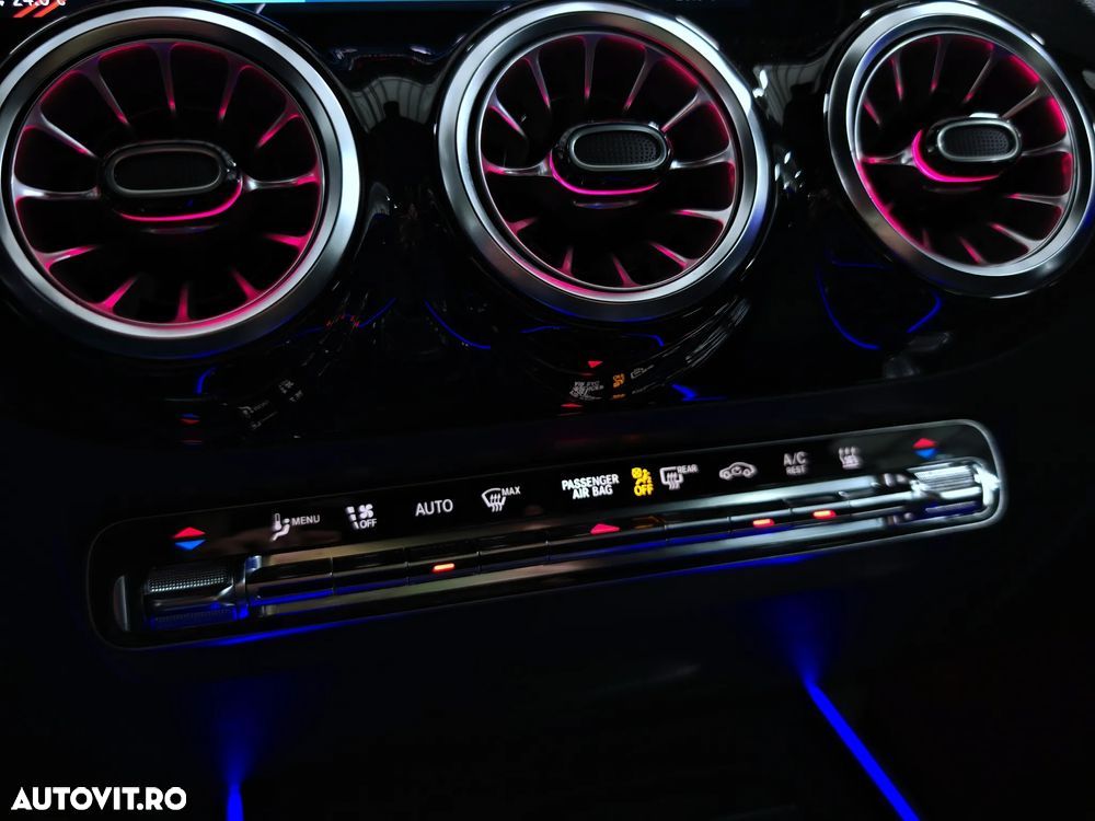 Mercedes-Benz GLA 250 e 8G-DCT AMG Line - 13