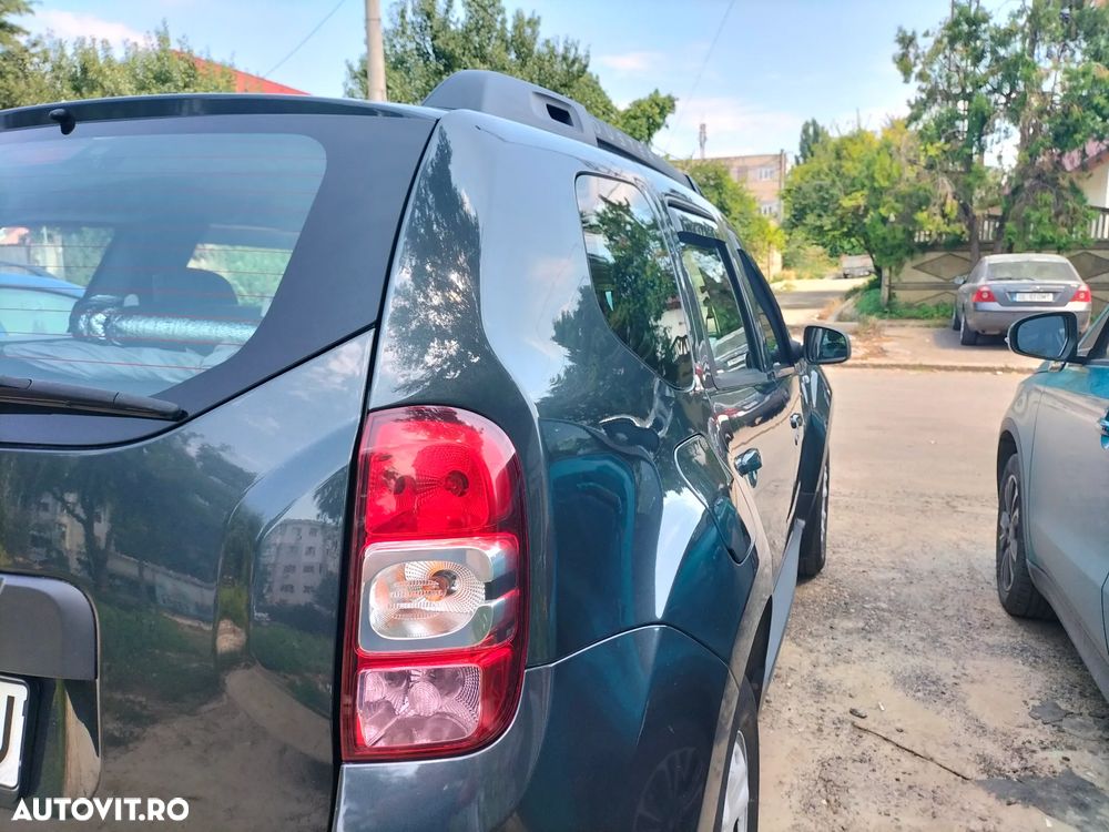 Dacia Duster 1.6 4x2 Laureate - 4