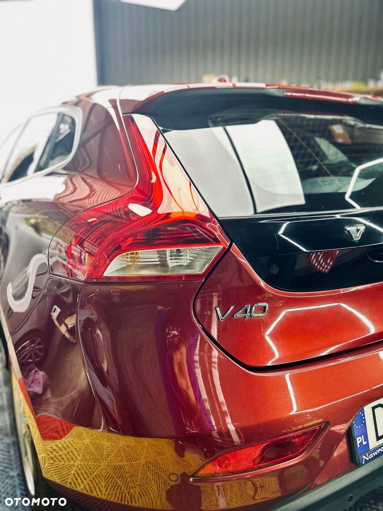 Volvo V40 D2 Geartronic Momentum - 10