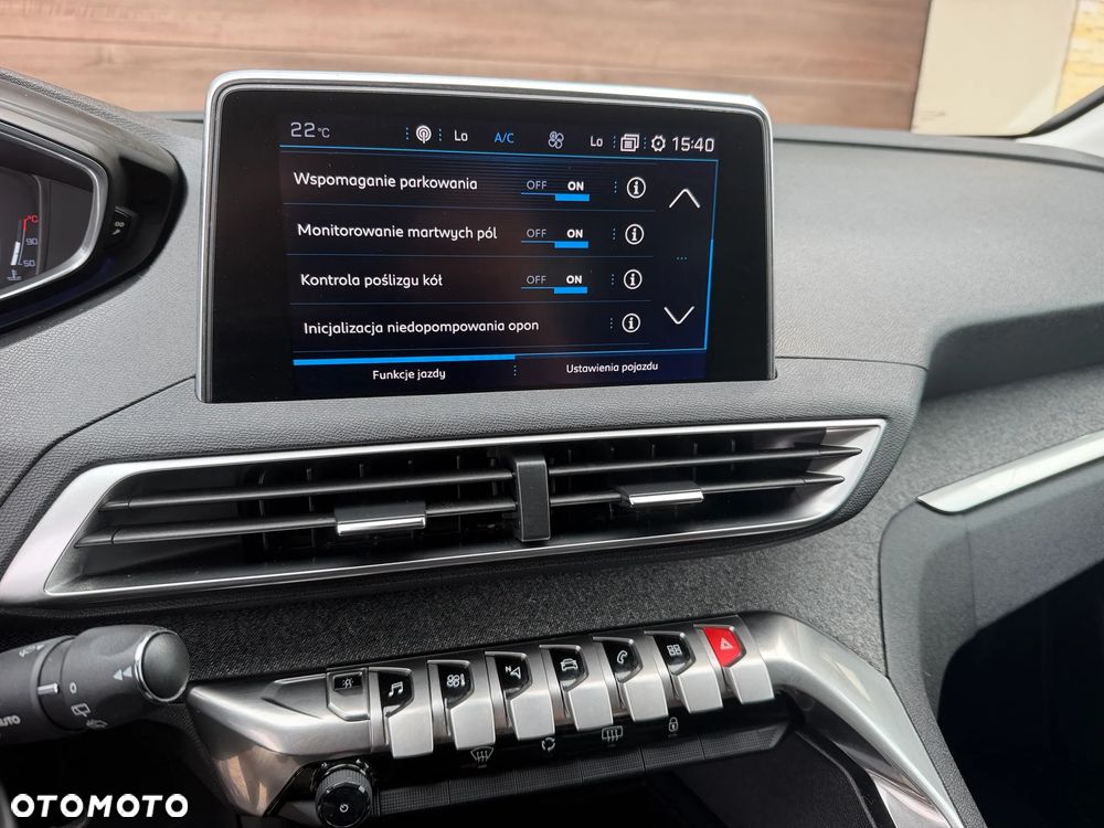 Peugeot 3008 - 22