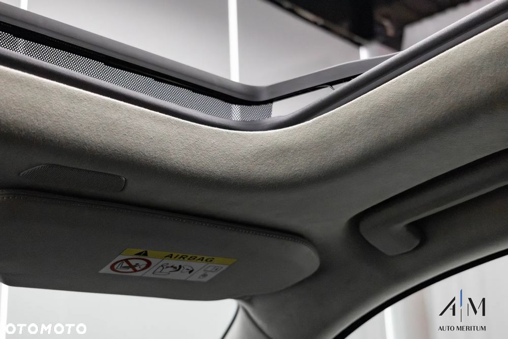 Volvo XC 90 T8 AWD Plug-In Hybrid Ultimate Bright 7os - 34