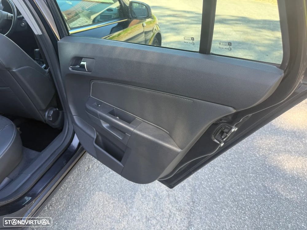 Opel Astra Caravan 1.3 CDTi Cosmo - 16