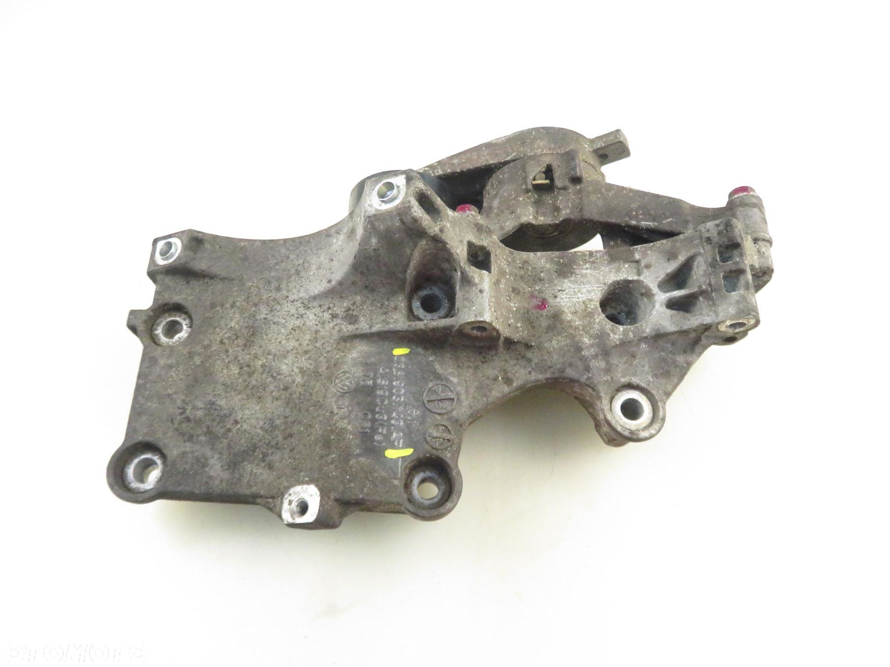 ŁAPA ALTERNATORA VW PASSAT B6  2.0 TDI - BMP 038903143AF 03G903315C - 5