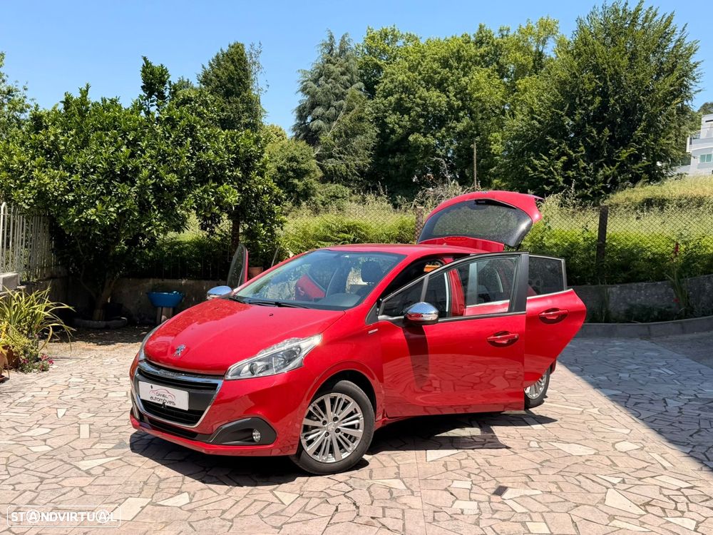 Peugeot 208 1.2 PureTech Style - 18