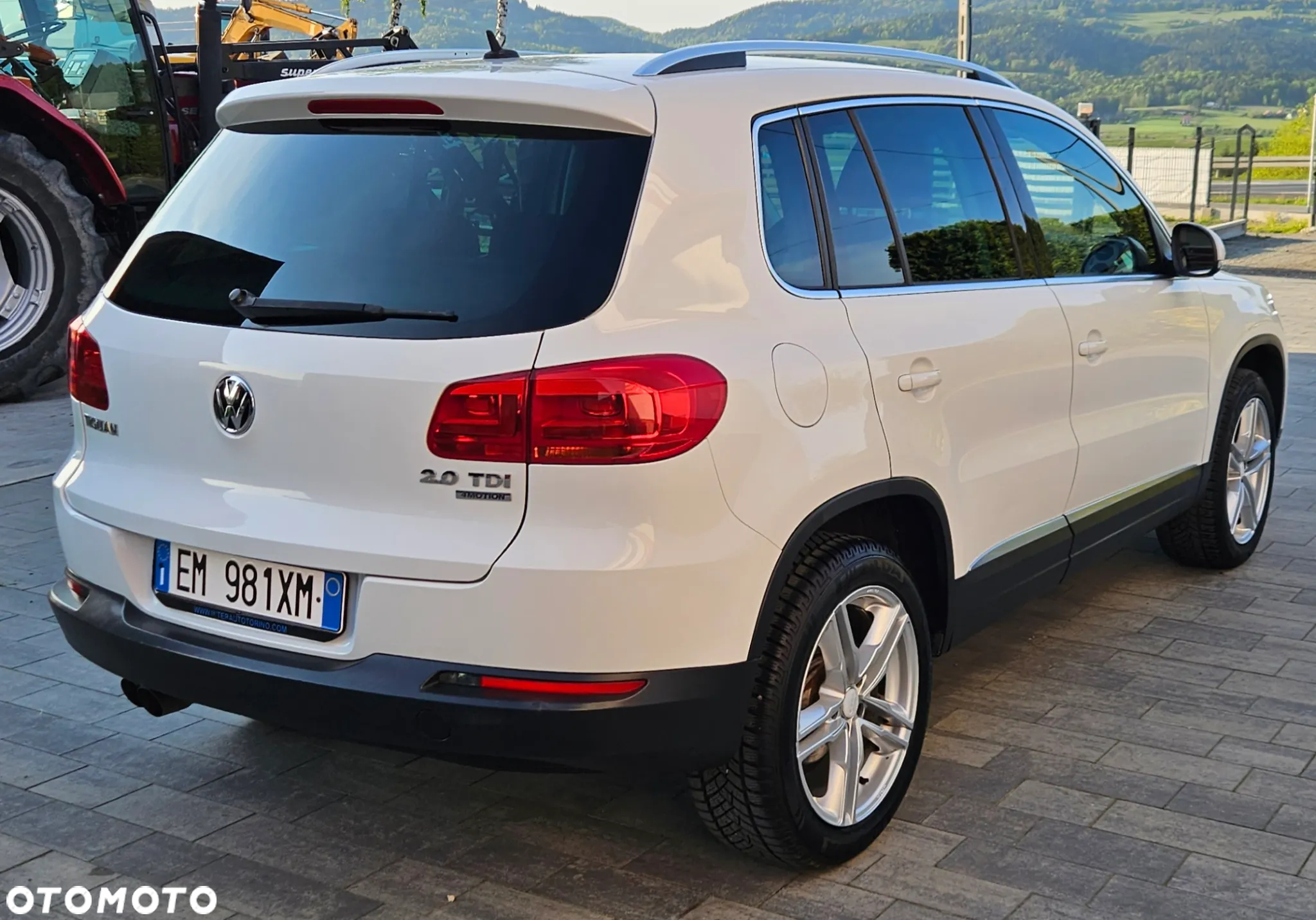 Volkswagen Tiguan 2.0 TDI 4Mot Sport&Style DSG - 10