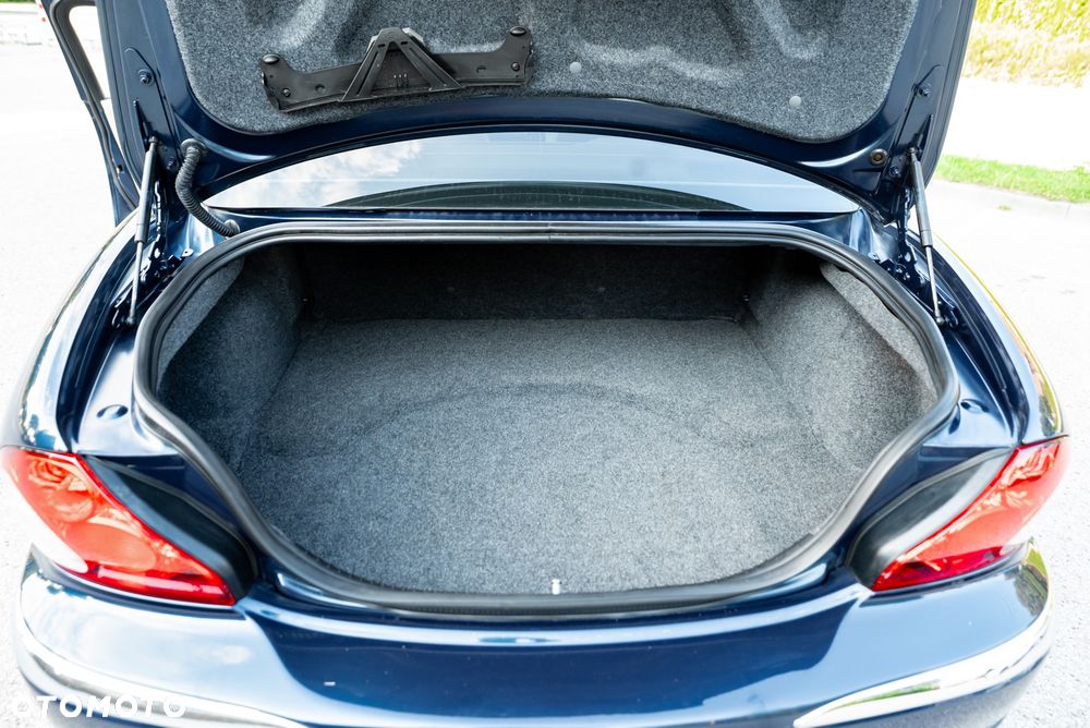 Jaguar X-Type 2.5 V6 4x4 Executive - 17
