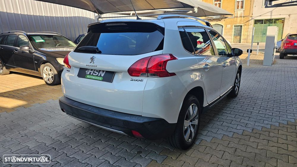 Peugeot 2008 1.6 BlueHDi Style - 4