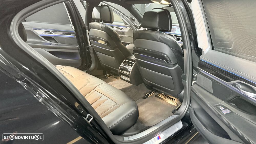 BMW 745 Le xDrive - 22