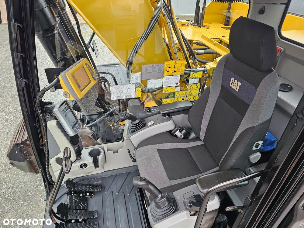Caterpillar 323 EL - 24
