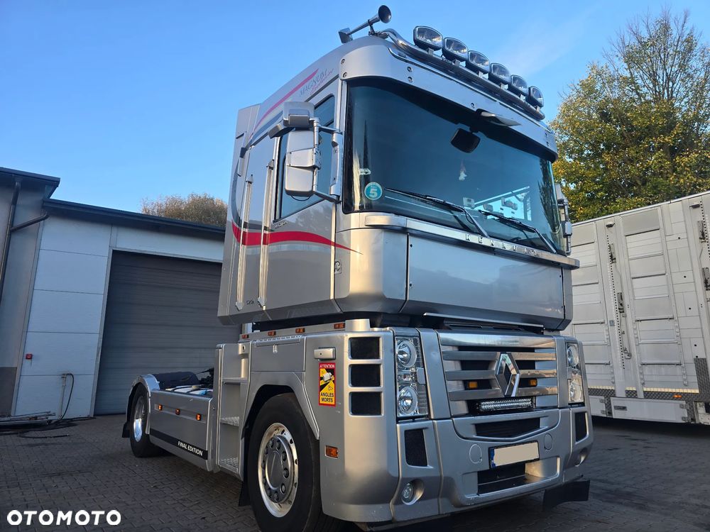 Renault Magnum
