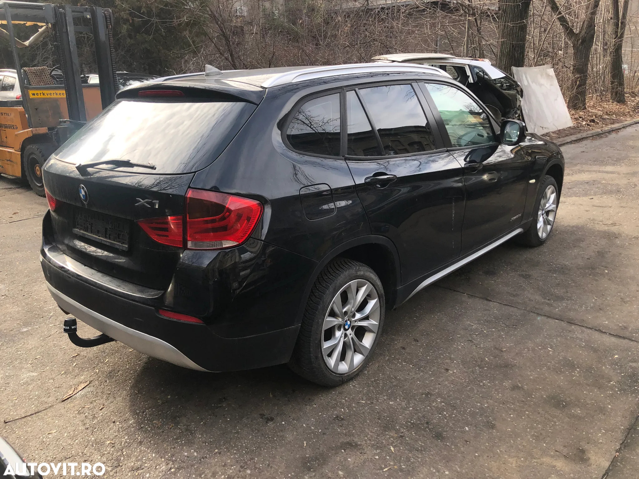 Dezmembrez Bmw X1 E84 negru black sapphire metallic 2.0 Xdrive N47D20C - 10