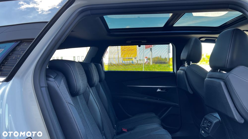 Peugeot 5008 1.6 PureTech GT Line S&S EAT8 - 32