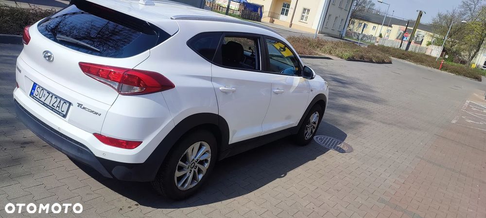 Hyundai Tucson blue 1.7 CRDi 2WD Advantage - 4