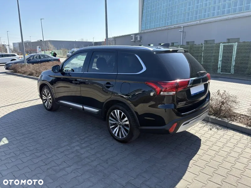 Mitsubishi Outlander 2.0 Intense + SDA 4WD CVT - 5