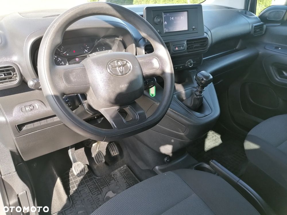 Toyota Proace City Verso 1.5 D-4D Family - 10
