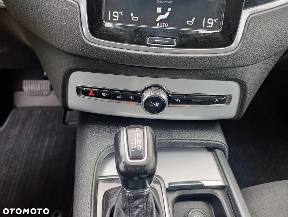 Volvo XC 90 B5 D AWD Geartronic Inscription - 23